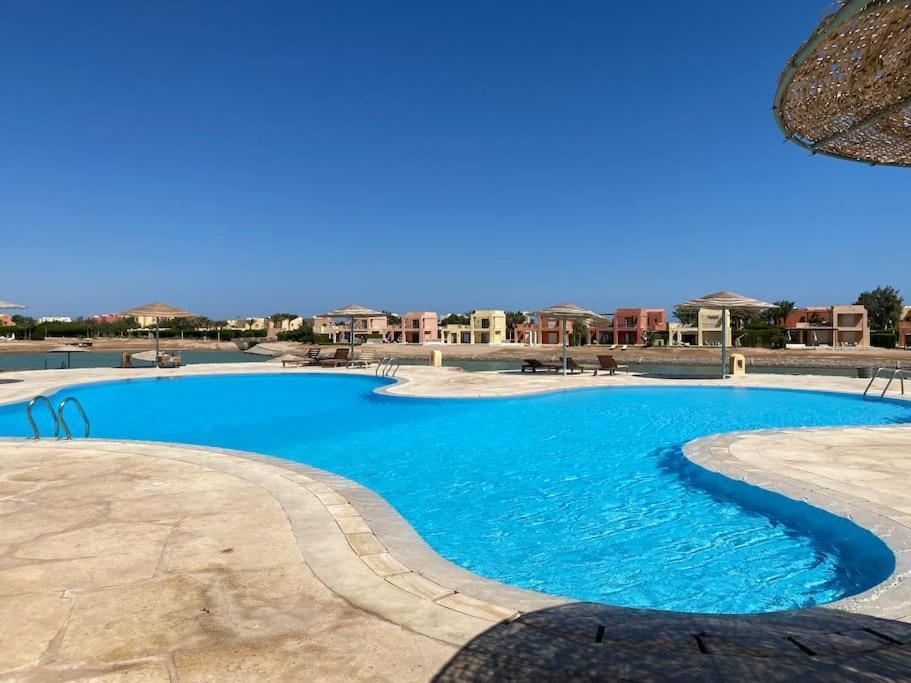 Apartamento Brand New 1-br @west Golf- El Gouna W/ A View! *